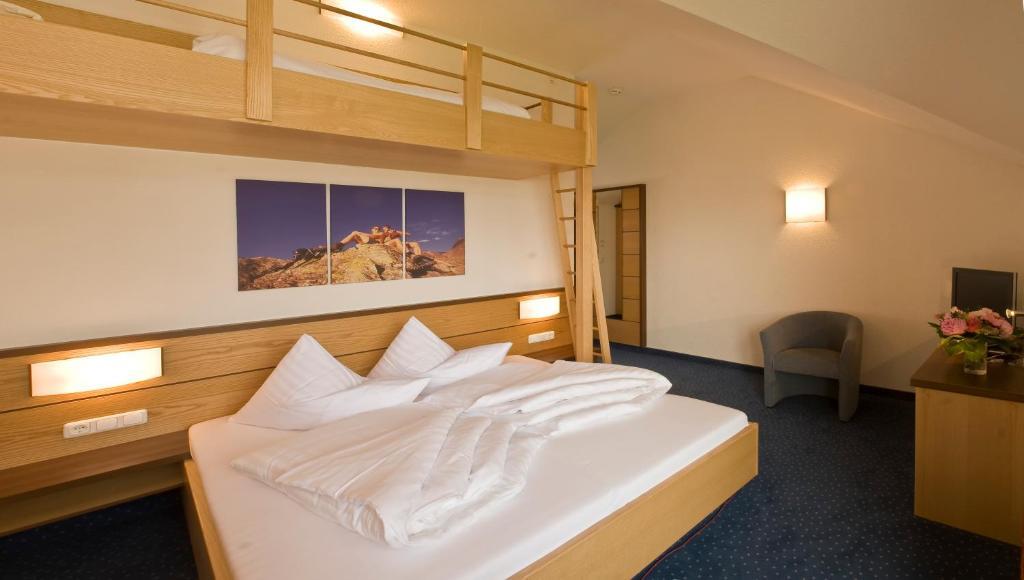 Hotel Lukas فس الغرفة الصورة